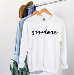 Grandma Sweatshirt Grandma Sweater Grandma Gift for Grandma Future Grandma New Grandma Pregnancy Announcement Christmas
