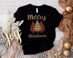 Ladies Merry Christmas Shirt, Merry Christmas Shirt, Women Xmas Tshirt, Leopard Christmas Tee, Women Holiday Gift, Chris