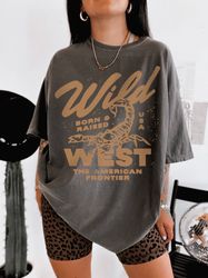Wild West Tee Comfort Colors Vintage Desert Scorpion Texas Born and Raised Western Graphic Tee Oversized T-Shirt Cowgirl