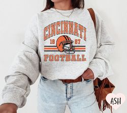 Cincinnati Football Sweatshirt Vintage Style Cincinnati Football Sweatshirt Cincinnati Sweatshirt Sunday Football Crewne