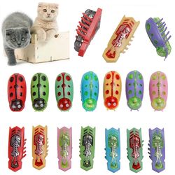 Interactive Electric Bug Cat Toy: Battery Operated Beetle Escape Game with Automatic Flipping and Vibrations