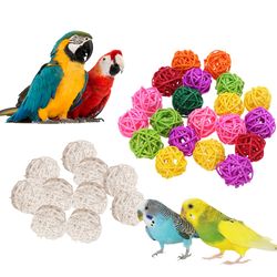 10 Primary Color Sepak Takraw Parrot Chewing Toy Balls for Pet Birds - Foot Scratching Fun!