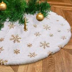 15-Inch Plush Christmas Tree Skirt: White Faux Fur Xmas Decorations - Sequin Carpet Mat for Home Party Decor