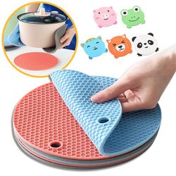 Multifunctional Round Silicone Mat: Heat Resistant Cup Coaster, Non-slip Pot Holder, Table Placemat | Kitchen Accessory