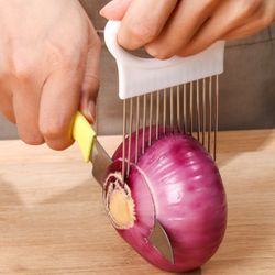 Stainless Steel Onion Needle Fork Fruit Slicer: Efficient Kitchen Accessory