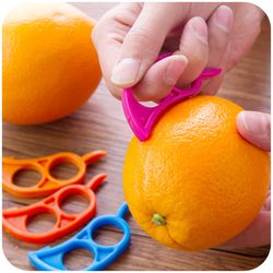 Efficient Mini Fruit Peeler: Peel Lemons, Oranges, Citrus with Ease - Handy Kitchen Gadget