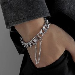 Kpop Stainless Steel Metal Chains Bracelets: Unisex Punk Cuban Link Wristband Bracelet with Classic Charms