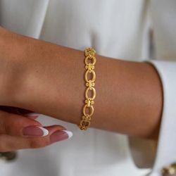 elegant 18k gold-plated stainless steel chain bracelet for women