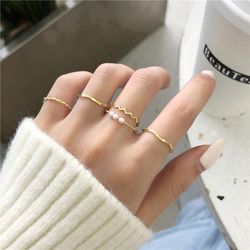 Korean & Japanese Style 5pcs/set Pearl Combination Rings - Unique Wavy Design, Tail Ring Jewelry for Women