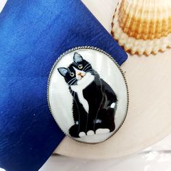 Black & White Cat on pearl brooch pin painted on shell, handmade dainty jewelry for cat lover dress, stylish brooches