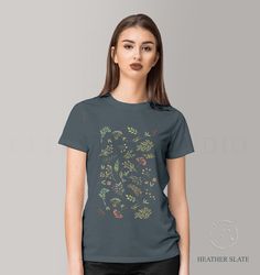Wildflower Shirt Womens Flower shirt | Pink T-shirt | Botanical T-Shirt for women | Blue T-Shirt, Vintage T-shirt Celest