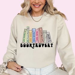 Booktrovert Sweatshirt Bookish Sweatshirt Reading Sweater Librarian Teacher Shirt Funny Book Shirt Retro Shirt Book Love