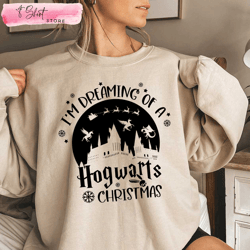 Im Dreaming of A Hogwarts Christmas Shirt Harry Potter Christmas Presents, Custom Shirt