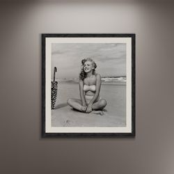 marilyn monroe sitting on the beach photo framed canvas print, famous american actress, vintage poster, advertising post