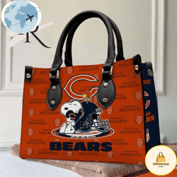 Chicago Bears NFL Snoopy Women Premium Leather Hand Bag, Custom Bag, Sport Bag