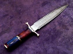 Beautifull Hand Forged Damascus Steel Dagger Hunting Knife,Handle Natural Wood,