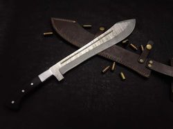 Tactical Hunting high-grade Damascus steel blade, Fixed Blade Bushcraft Knife with Walnut Wood Handle.