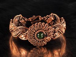 Copper wire wrapped green agate bracelet Unique woven copper wire flower bangle for her Artisan jewelry by WireWrapArt