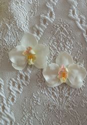 2 handmade orchid brooches on pin/ flowers brooches/ women's accessories/ women's jewellery/gift for her/mother Day gift
