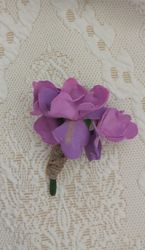Women's brooch with irises pin/floral accessories/flowers jewellery/gift for her/mother Day gifts/handmade brooch