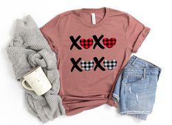 XOXO Shirt,Buffalo Plaid Valentines Day Shirts For Woman,Heart Shirt,Cute Valentine Shirt,Cute Valentine Tee,Valentines