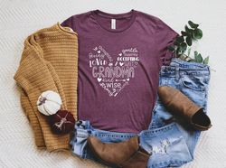 Kind Wise Strong Grandma Heart Shirt, Grandma Heart T-Shirt, Best Grandma Shirt, Love Grandma Shirt, Mothers Day Gift, S