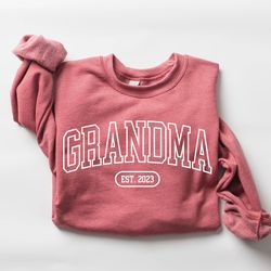 Personalized Grandma Est Sweatshirt, Mothers Day Gift, Gift for Grandmother, Nana Sweatshirt, Tante Sweatshirt, Tia Swea
