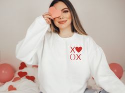 XOXO Sweatshirt, Valentines Day Sweatshirt, Valentine Day Shirt, Valentine Shirt, Sweatshirt For Women, Xoxo, Plus Size
