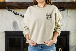 Bee Minimalist Sweatshirt, Queen Bee Pocket Sweatshirt, Boss Woman Sweatshirt, Gift For Beer Lover, Boss Lady Sweatshirt