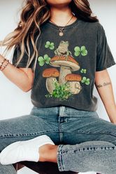 Cottagecore Comfort Colors Frog Shirt, St Patricks Day Mushroom Shirt, Nature Inspired Fairycore Clothing Women, Cute Lu