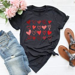 Heart Shirt, Love Heart Shirt, Girlfriend Shirt for Valentines, Cute Heart T-shirt, Valentines Day Shirts For Women, Cut