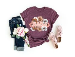 Retro Mama Shirt, Floral Mom Shirt, Daisy Mom Shirt, Gift For Mother, Best Mom Shirt, New Mom Gift, Retro Mom Gift, Mom