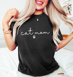 Best Cat Mom Ever Funny Shirt Women - Valentines Day Gift for Her - Cat Lover Gift - Cat Mom Gift for Mom Cat Mom Tshirt