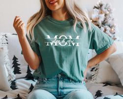 Comfort colors Mom Shirt,Custom Mama neck shirt with kids name on sleeve,Comfort Colors Shirt, Gift for Mothers Day,Pers