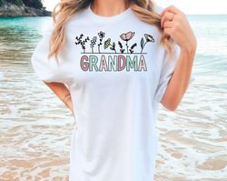 Comfort Colors Grandma Grandmother Gift, Garden Grandma Shirt, Fashion, Grandma Appreciation, Style, Unique Grandma Tren