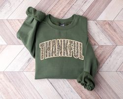 Thankful Leopard Sweatshirt, Thanksgiving Sweatshirt, Retro Thanksgiving Shirt, Thanksgiving Gifts, Thanksgiving Crewnec