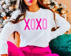 XOXO Shirt, XOXO Sweatshirt Womens Valentines Shirt for Women Valentines Day Shirt Plus Size Long Sleeve Valentines day