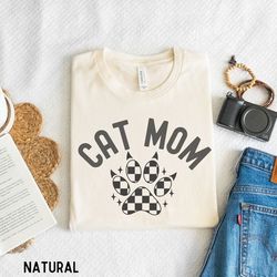 Funny cat mom shirt, Cat lovers gift, Mother's Day gift for cat mama, Retro vintage mama t-shirt, Funny mom tee, Trendy