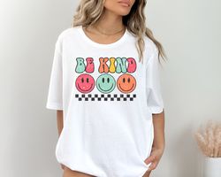 Be Kind Shirt, Smiley Face Shirt, Positive Shirt, Retro Be Kind Shirt,Boho Kindness Shirt,Boho Rainbow Shirt