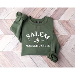 Salem Massachusetts Sweatshirt, Crewneck Halloween Sweatshirt, Hocus Pocus Sweater, Witch Shirt, Fall Sweatshirt, Witchy