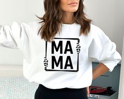 Mama Sweatshirt, Mama Shirt, New Mama Hoodie, Pregnancy Reveal Hooded, Mama to be T-shirt, Heart Gift for Moms, Mama Lif