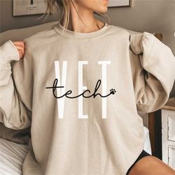 vet tech in sweatshirt, future vet tech, vet tech gift, vet tech in training, vet tech shirt, vet tech week, valentine g