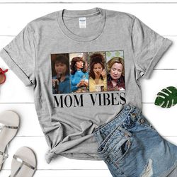 Mom Life Shirt, 90s Mom Vibes T-shirt, Vintage Funny Mom Tee, Retro Funny Mom Sweatshirt, Mothers Day Gift, Cool Mom tee
