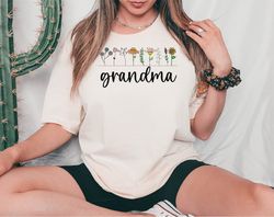 Grandma Shirt, Grandma Flowers Tshirt, Mother's Day Grandma Gift Tee, Cute Grandma Tshirt