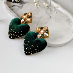 Velvet heart earrings stud, women jewelry handmade, emerald earrings