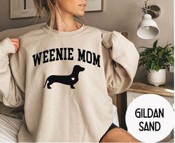 dachshund sweatshirt, weenie mom crewneck sweatshirt, dachshund lover gift, mothers day gift ,wiener dog mom sweatshirt,