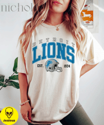 Detroit Lions SweatShirt , Detroit Football Shirt , Detroit Football Crewneck, Detroit Shirt   Hooded Long Sleeve  Sweat