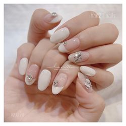 Bridal Nails, white pearl glossy shiny classic press on nails white almond nails handmade wedding nails-Dorisnails