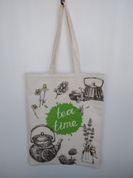 Durable reusable beige tote bag, eco-friendly, made of cotton fabric, with a pocket for change