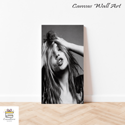 Kate Moss Black and White Vintage Retro Photography Model Celebrity Fashion Girls Room Wall Art Decor Feminist Canvas Ca